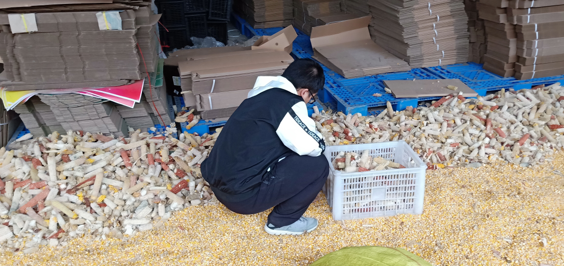 b67e5eb8715d4ebbbae1003400b9052d.jpg b67e5eb8715d4ebbbae1003400b9052d.jpg